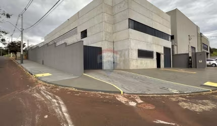 GALPÃO PARA ALUGAR COM 700M² NO JARDIM SÃO JOSÉ - PRÓXIMO AV. MAURILIO BIAGI