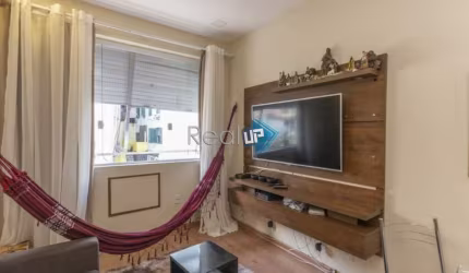 Apartamento com 2 quartos à venda na Rua Sá Ferreira, Copacabana, Rio de Janeiro, 60 m2 por R$ 685.000