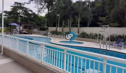 Flat com 2 quartos à venda na Estrada dos Bandeirantes, Camorim, Rio de Janeiro, 68 m2 por R$ 490.000