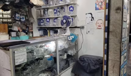 Ponto comercial à venda na Avenida Nossa Senhora de Copacabana, Copacabana, Rio de Janeiro, 25 m2 por R$ 470.000
