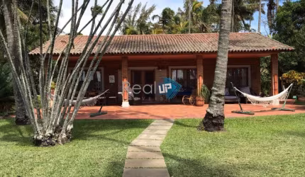 Casa com 4 quartos à venda na Rua Paraná, Palmeiras, Cabo Frio, 3955 m2 por R$ 4.000.000