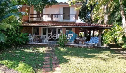 Casa em condomínio fechado com 5 quartos à venda na Condomínio Porto do Frade, Frade (Cunhambebe), Angra dos Reis, 330 m2 por R$ 3.300.000