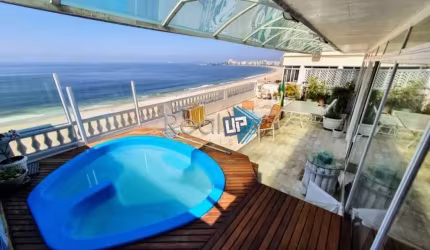 Cobertura com 4 quartos à venda na Avenida Atlântica, Copacabana, Rio de Janeiro, 357 m2 por R$ 10.000.000