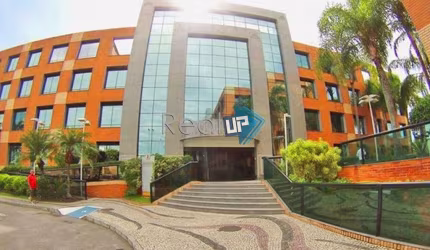 Sala comercial com 3 salas à venda na Avenida Ayrton Senna, Barra da Tijuca, Rio de Janeiro, 104 m2 por R$ 778.000