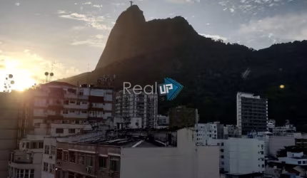 Apartamento com 3 quartos à venda na Rua Voluntários da Pátria, Botafogo, Rio de Janeiro, 86 m2 por R$ 795.000