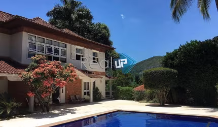 Casa em condomínio fechado com 6 quartos à venda na Ernani Agricola, Itanhangá, Rio de Janeiro, 902 m2 por R$ 4.750.000