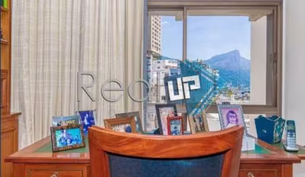 Apartamento com 4 quartos à venda na Rua Professor Brandão Filho, Leblon, Rio de Janeiro, 241 m2 por R$ 3.670.000