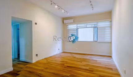 Apartamento com 3 quartos à venda na Rua Marquês de Olinda, Botafogo, Rio de Janeiro, 88 m2 por R$ 1.050.000