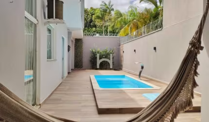 Imperdível oportunidade: Casa à venda em Joinville-SC, bairro Floresta, 4 quartos, 1 suíte, 2 salas, 3 banheiros, 2 vagas, 247m².