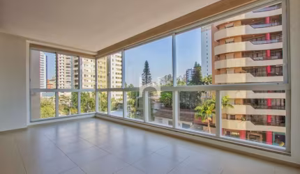 Apartamento de Luxo no Centro de Joinville-SC: 4 Quartos, 4 Suítes, 2 Salas, 6 Banheiros, 4 Vagas, 252m². Venha Conhecer!