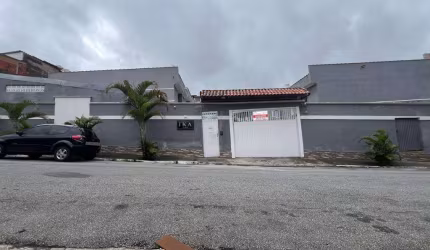 Sobrado com 2 dormitórios à venda, 114 m² por R$ 320.000,00 - Vila Carmosina - São Paulo/SP