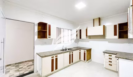 Casa 2 suítes à venda no Bairro das Bandeiras