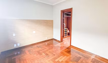 Casa no bairro Dona Amélia próxima da Av. Dois de Dezembro