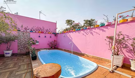 Casa com hidromassagem a poucos minutos do centro