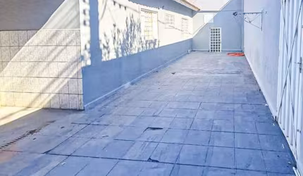 Casa com terreno de 360 m² próxima ao Supermercado Rondon