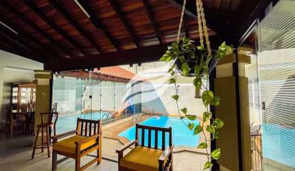 Casa 4 quartos à venda no Bairro Vila Bandeirantes