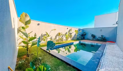 Casa com 03 suítes e piscina à venda no condomínio Alphaville 2