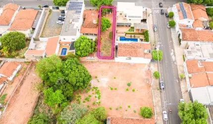 Lote ideal para clínicas em rua de bom fluxo
