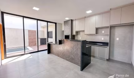 Linda casa com piscina à venda no condomínio Villa Madalena