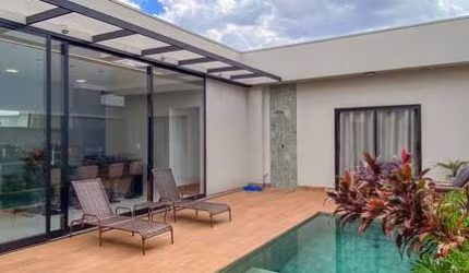 Casa com piscina no Condomínio Boa Vista em Birigui