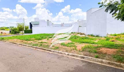 Lote de 389,47 m² no Condomínio Barcelona 1 em Araçatuba