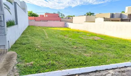 Terreno de 300 m² no Condomínio Mansour