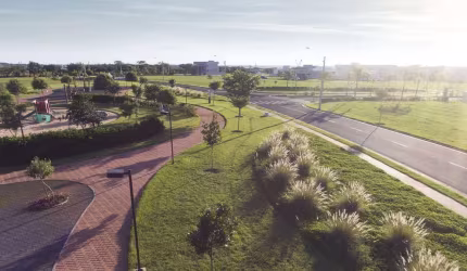 Terreno com  área de 450 m² no Alphaville 1
