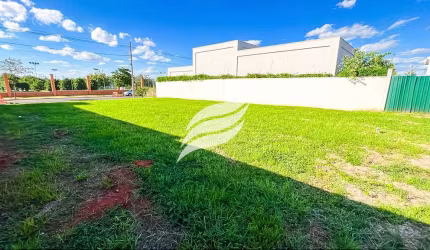 Terreno com  área de 450 m² no Alphaville 1