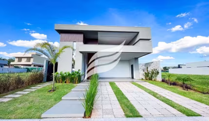 Casa 3 suítes à venda no Condomínio Alphaville