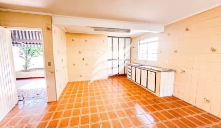 Casa 3 quartos à venda no Bairro Casa Nova