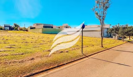 Lote 450 m² à venda no Condomínio Vila Toscana