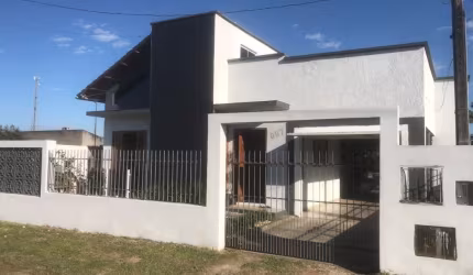 CASA A VENDA - Balneário Arroio do Silva/SC