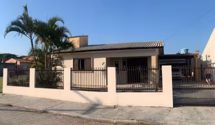 CASA A VENDA - Centro, Balneário Arroio do Silva/SC