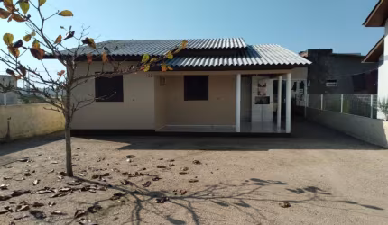 CASA A VENDA - GOLFINHO BALNEARIO ARROIO DO SILVA