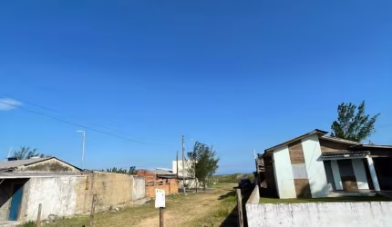TERRENO A VENDA - Guairacá, Balneário Arroio do Silva/SC