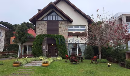 Casa no Condomínio Reserva da Serra em Canela!