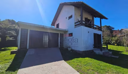 Casa no bairro Leodoro de Azevedo em Canela!