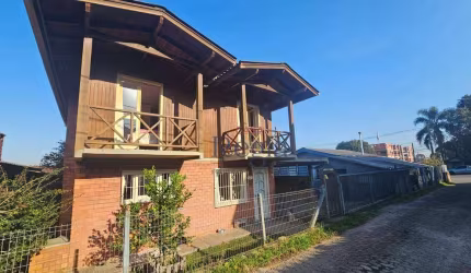 Casa no Centro de Canela!
