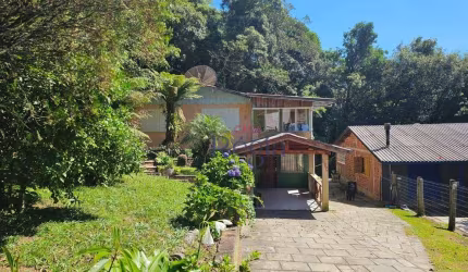 Casa à venda no bairro São José em Canela!