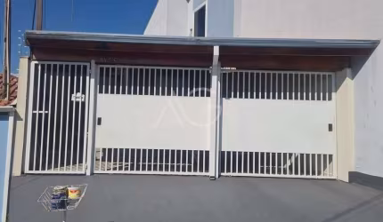 Casa para Venda em Indaiatuba, Vila Rubens, 2 dormitórios, 1 suíte, 2 banheiros, 2 vagas