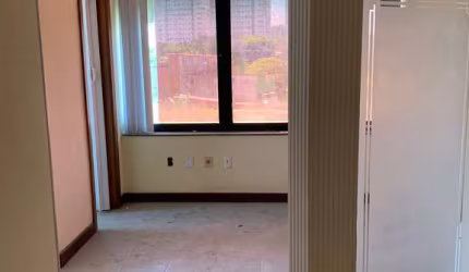 Sala comercial Localizado Av. Antônio Carlos Magalhães