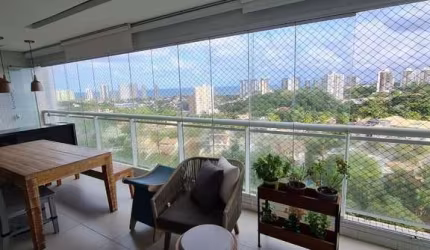 Apartamento Alto Padrão em Patamares, no Greenville Etco, 4/4 sendo 3 suites, reformado