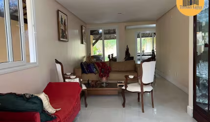 Casa dos Sonhos em Jaguaribe:  4/4 sendo 2 suítes, próximo a praia, Conforto e Lazer Completo em Condomínio Fechado!