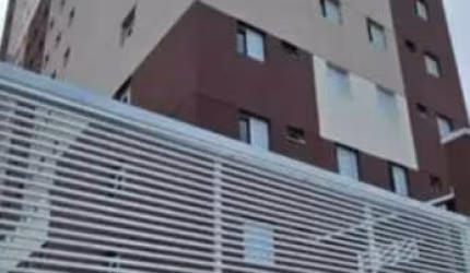 Apartamento na Vila Matilde, 2 dormitorios, a 7 minutos a pé da estação vila matilde,  vista para a praça, nascente