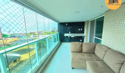 Apartamento Padrão em Armação, prédio com área de lazer completa, unidade toda reformada, com 112m², pode financiar.