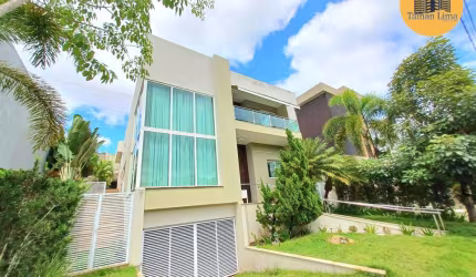 Casa Alto Padrão em Alphaville 2, toda reformada, com 455m², sendo 5 quartos, porteira fechada