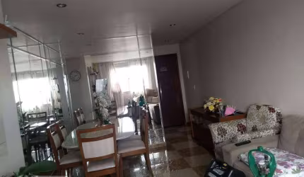Apartamento com 2 dormitórios à venda em São Miguel Paulista