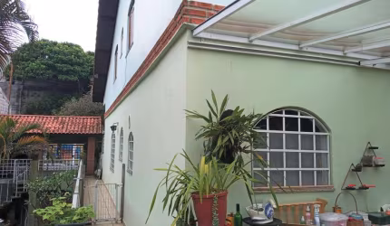 Casa com 3 quartos à venda na Jequeri, 94, Vila Sílvia, São Paulo por R$ 1.200.000