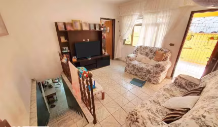 Sobrado com 3 dormitórios à venda, 90 m² por R$ 538.000,00 - Jardim das Oliveiras - São Paulo/SP