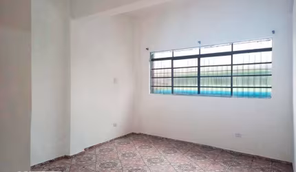 Casa com 2 quartos para alugar na Rua Maria Angélica Soares Gomes, 26, Jardim Matarazzo, São Paulo por R$ 1.800